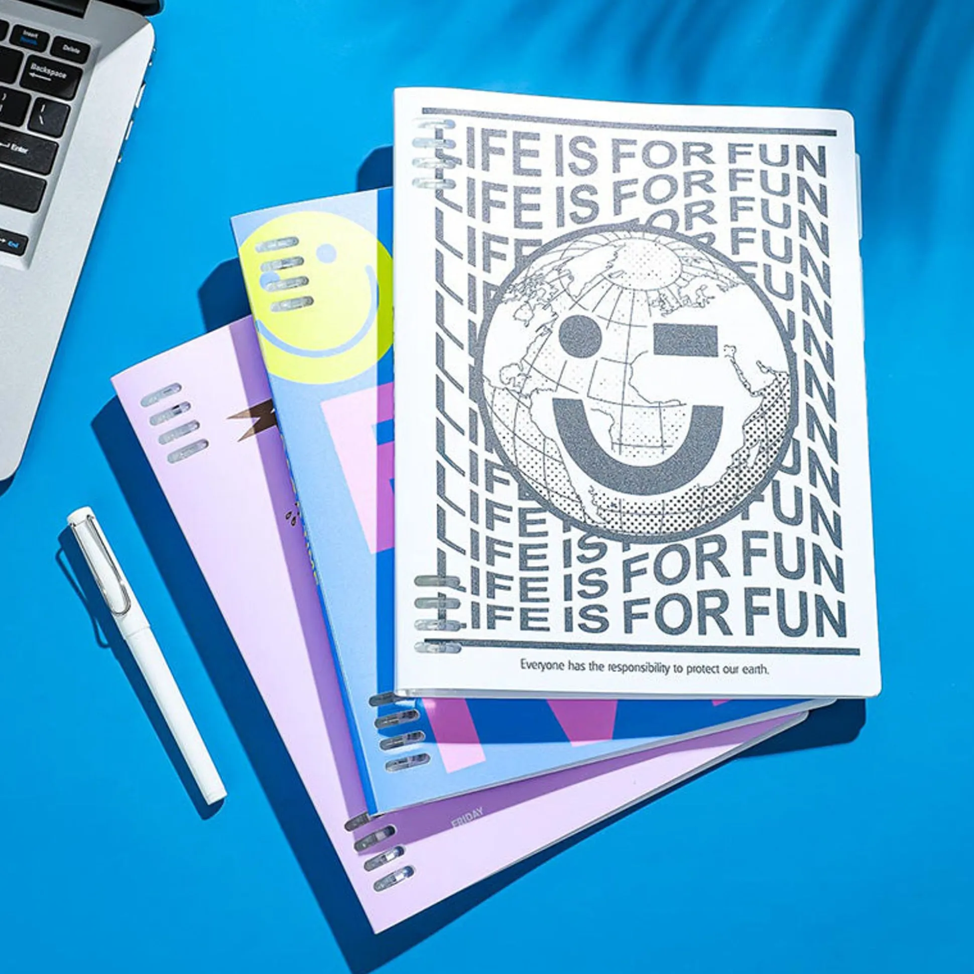 Quaderno Happy Earth (1Pz)