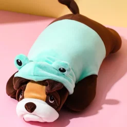 Shar Pei Sdraiato